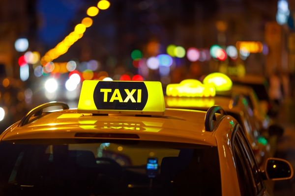 airport cab service